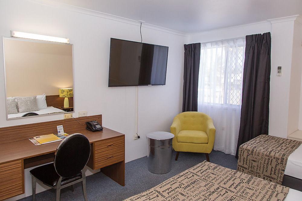 Hampton Villa Motel Rockhampton Exteriör bild