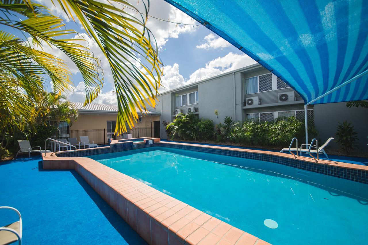Hampton Villa Motel Rockhampton Exteriör bild